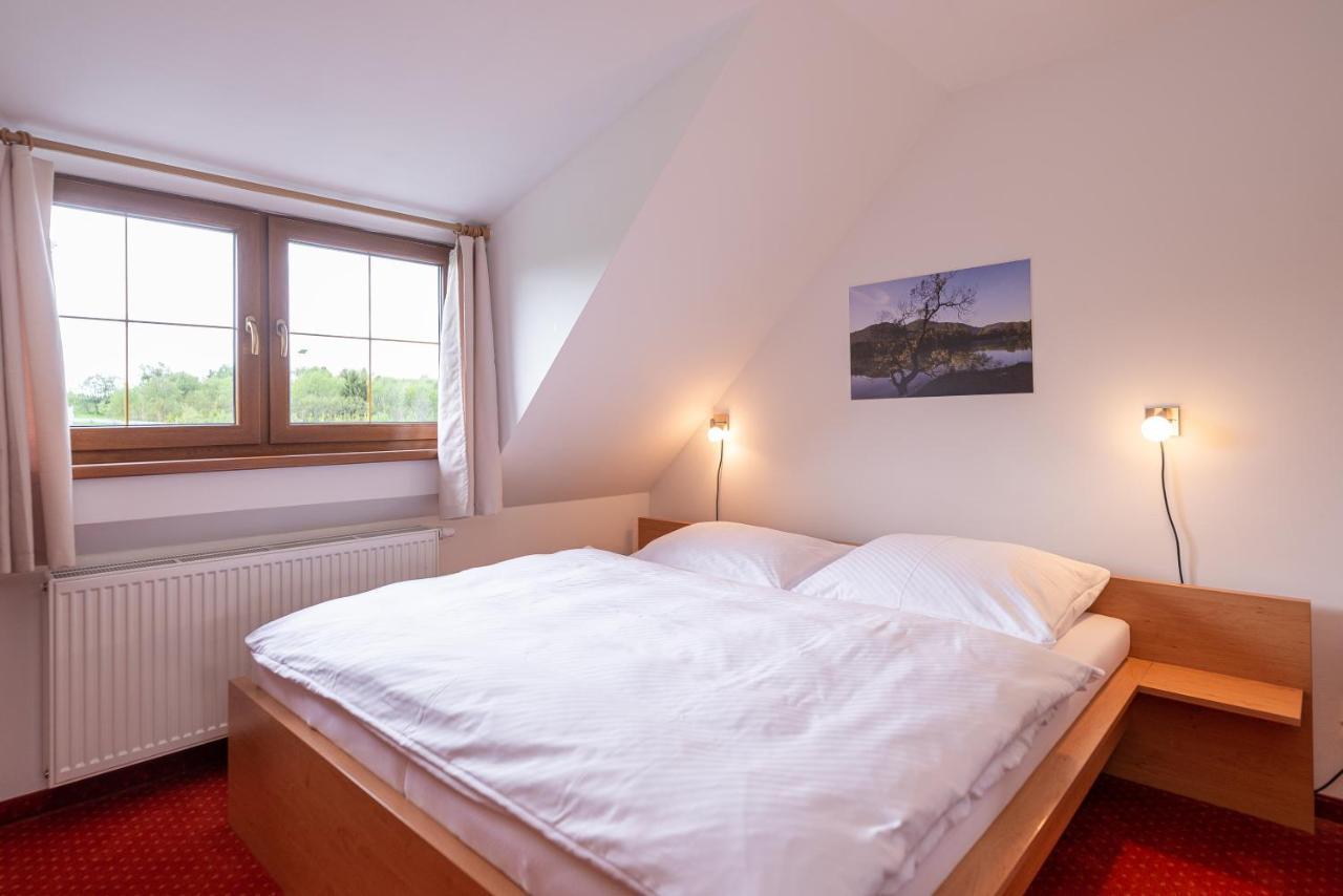 Boží Dar Apartmany Engadin מראה חיצוני תמונה