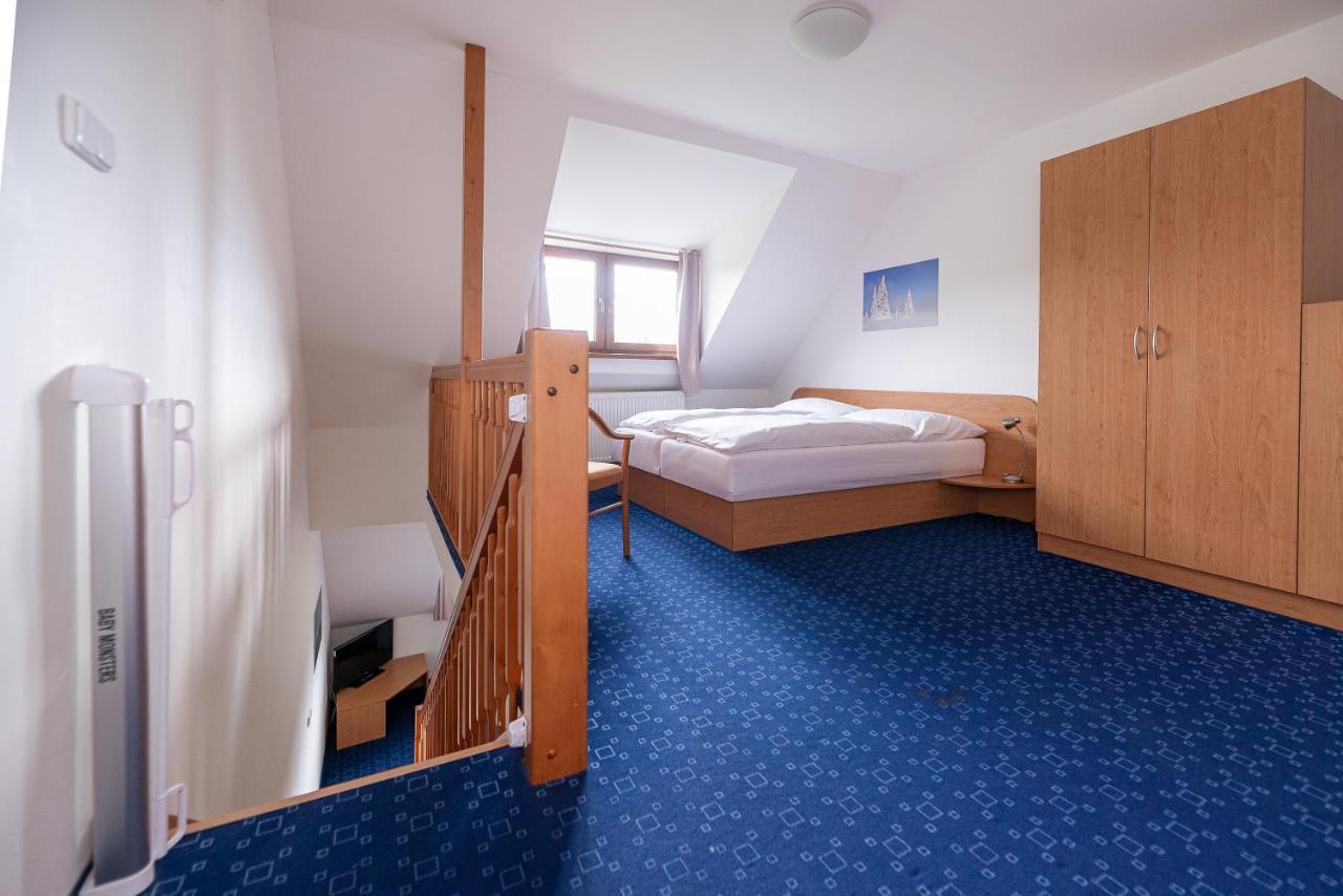 Boží Dar Apartmany Engadin מראה חיצוני תמונה